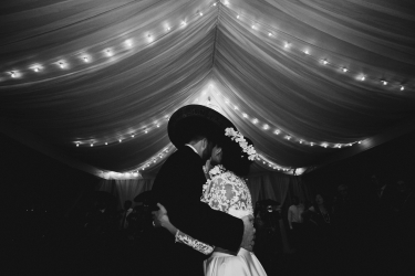 Amazing scene from a wedding day captured by Juan Diego Carlozama