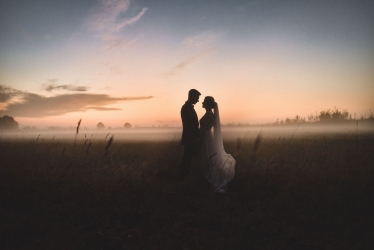 Amazing scene from a wedding day captured by Raphael Newman