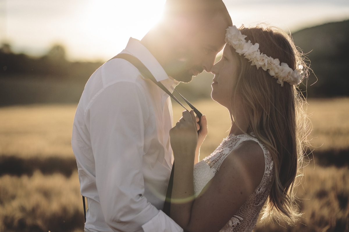 Amazing scene from a wedding day captured by Ferran Mallol Lerin