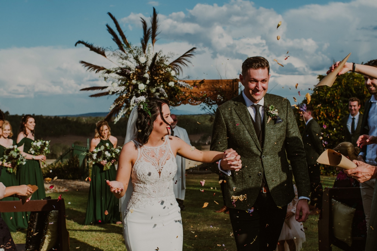 Amazing scene from a wedding day captured by Sarah 