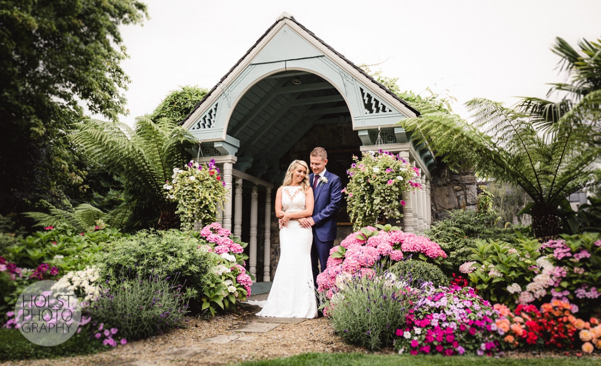 Amazing scene from a wedding day captured by Viv Van Der Holst