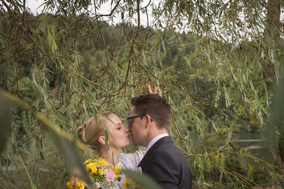 Amazing scene from a wedding day captured by Tonka Tom