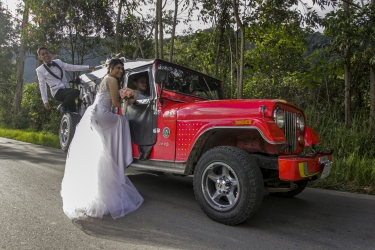 Amazing scene from a wedding day captured by Jose Machado