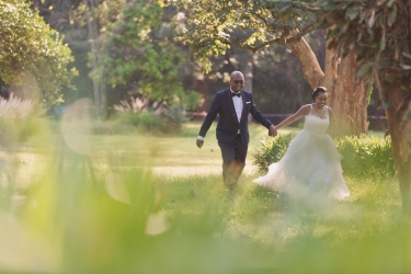 Amazing scene from a wedding day captured by Antony Trivet