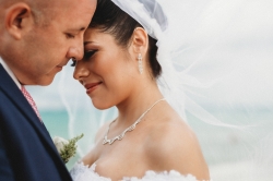 Amanda Chopiany wedding photographer from Mexico